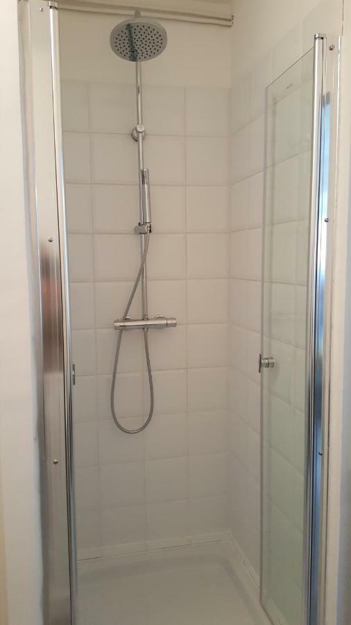 Le Petit Loft Des Thermes Rochefort  Esterno foto