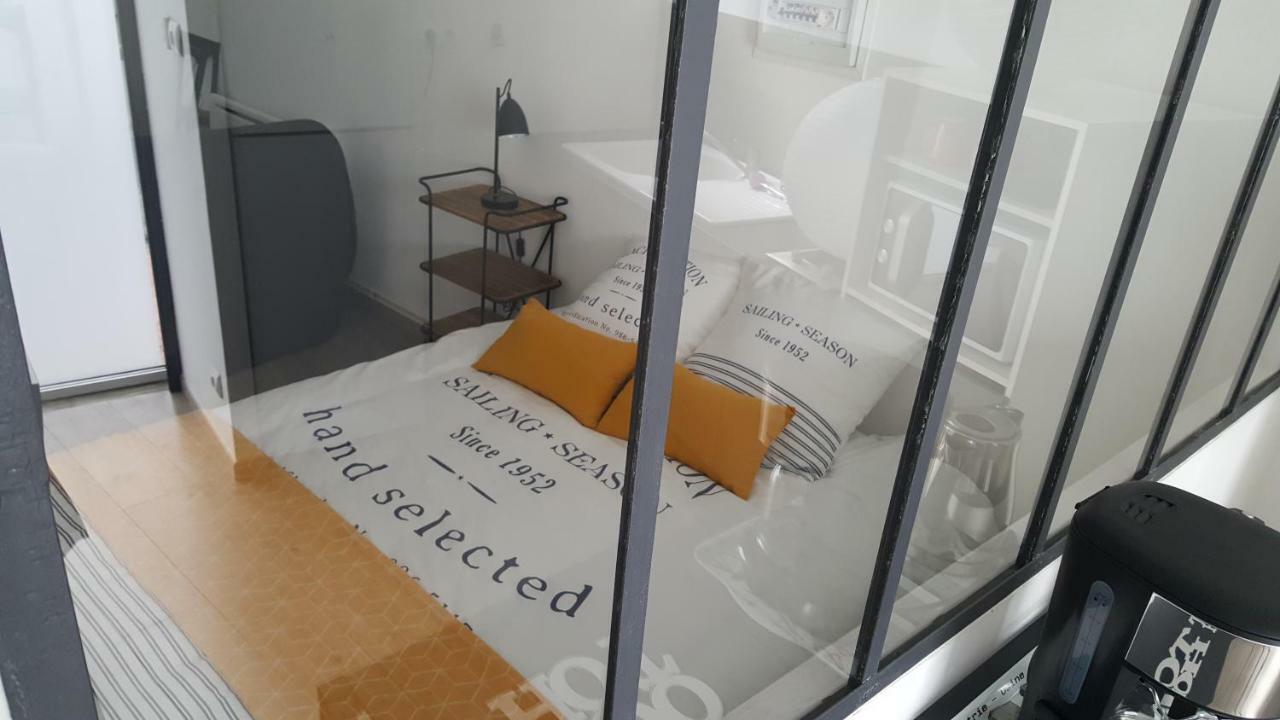 Le Petit Loft Des Thermes Rochefort  Esterno foto